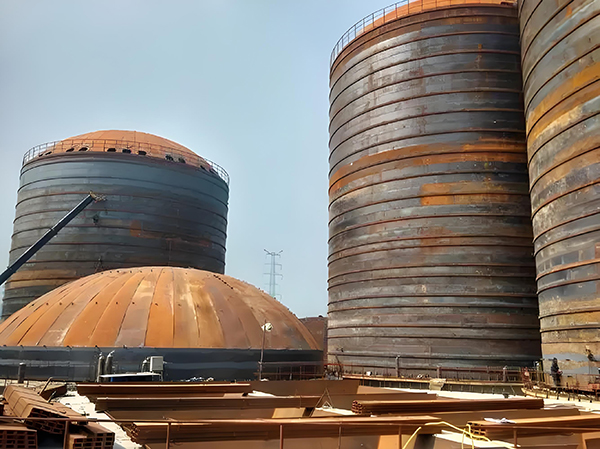 海伦焦粉钢板仓